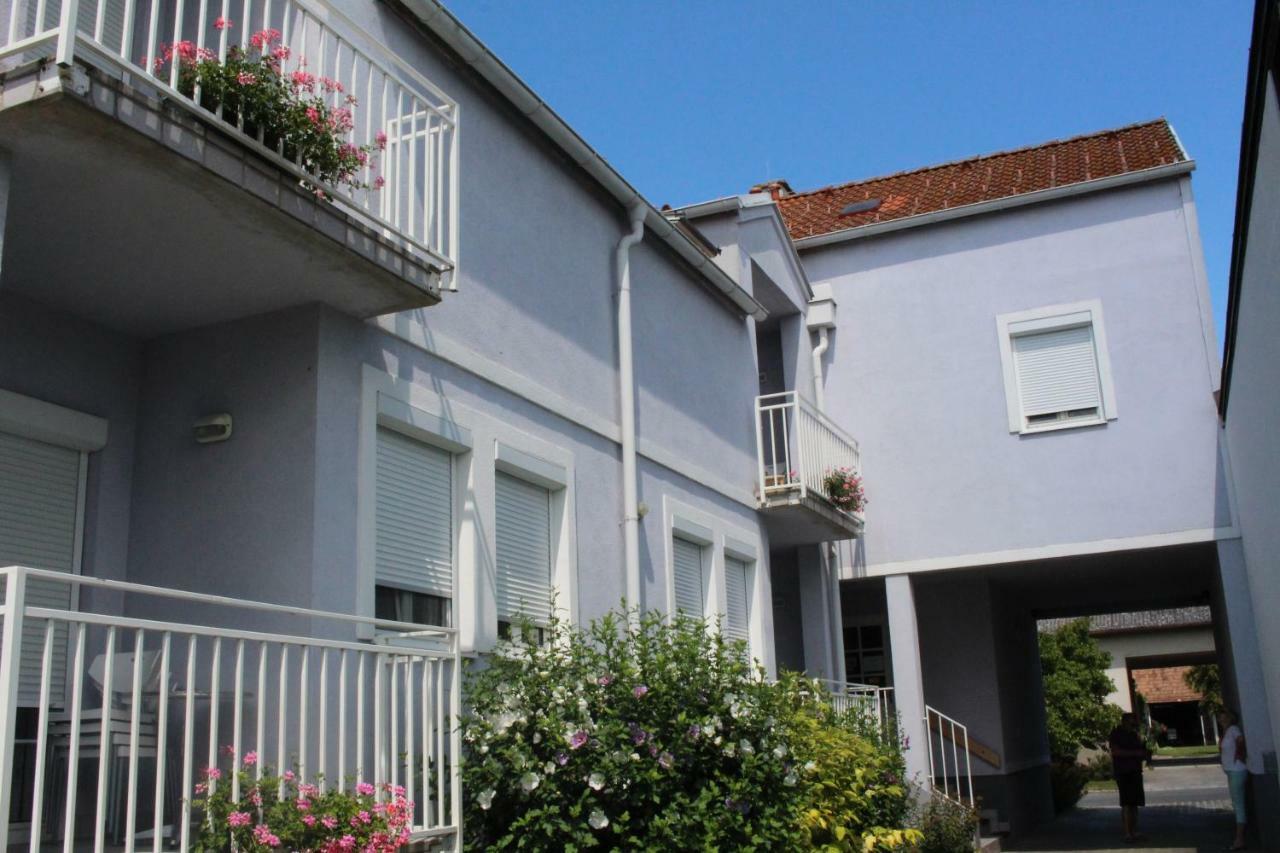 Appartement Berni Strebersdorf Экстерьер фото